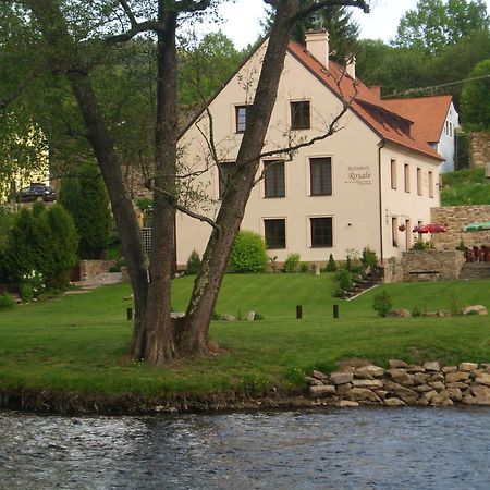 Rozmberk Royale Pension Rožmberk nad Vltavou Extérieur photo